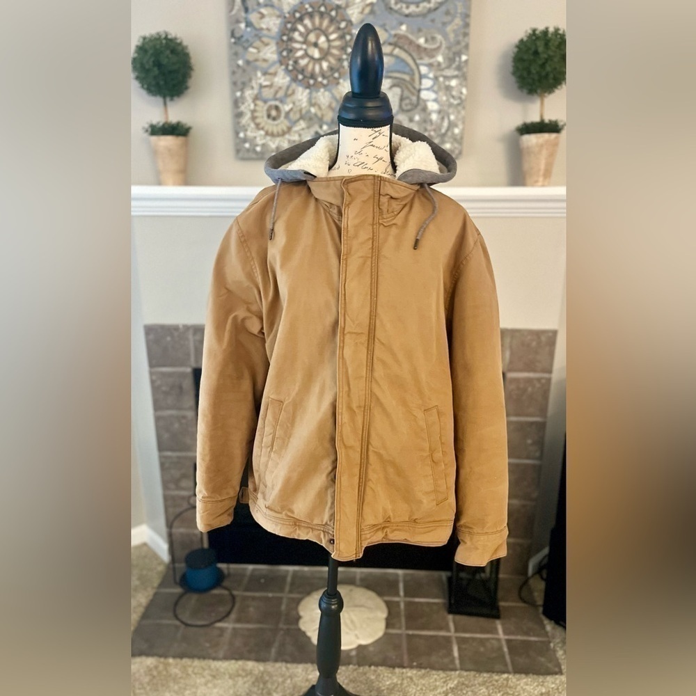 🖤RUGGED!  Large men’s long sleeve coat with detachable hood - see video 🎥